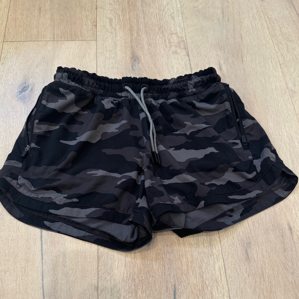 ATHLETA GIRL-Camo shorts